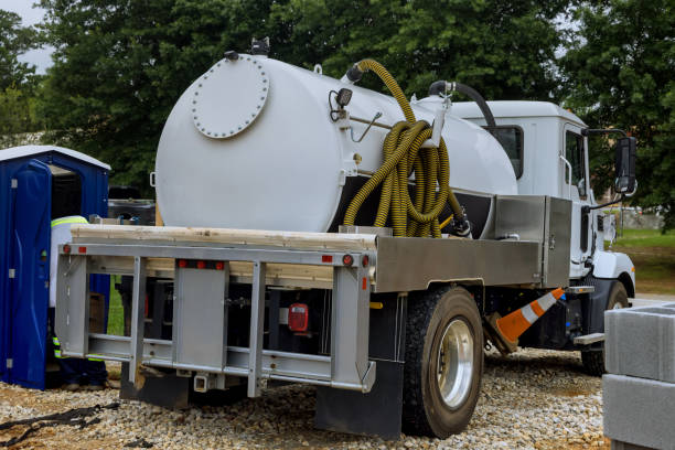 Best Portable toilet rental cost  in Grundy Center, IA
